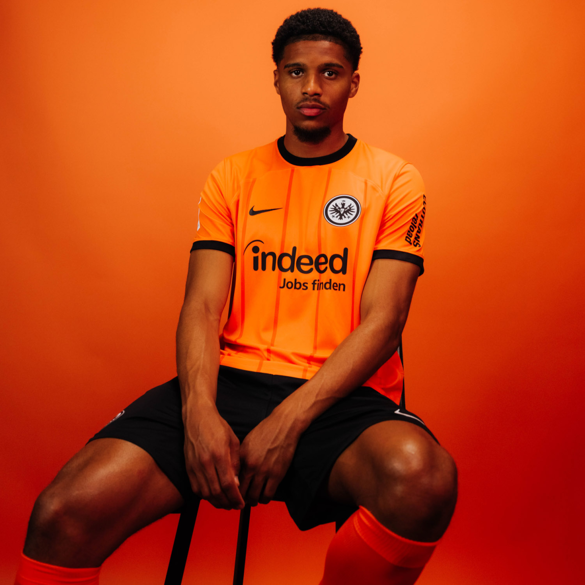 Eintracht Frankfurt FC Shop – trikot ausweich 24 das männer-ausweichtrikot für die saison 202425 – bautista für echte Fans