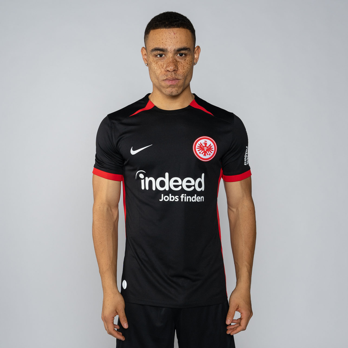 Eintracht Frankfurt FC Shop – trikot auswärts 24 das männer-auswärtstrikot für die saison 202425 – theate für echte Fans