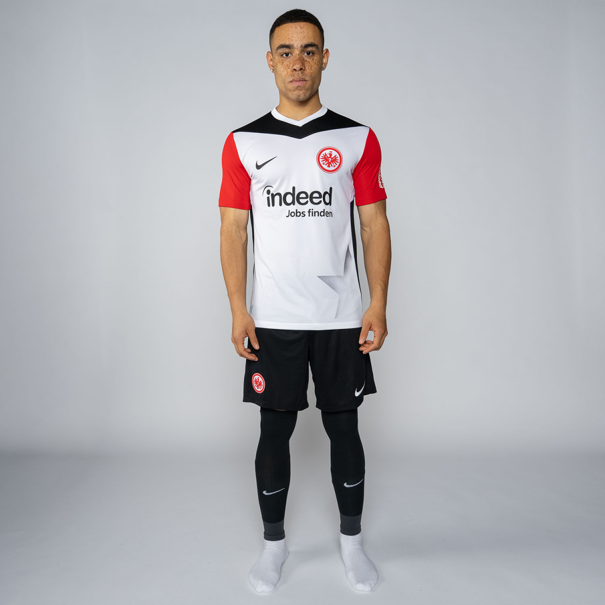 Eintracht Frankfurt FC Shop – trikot heim 24 das männer-heimtrikot für die saison 202425 – bautista für echte Fans