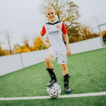 Eintracht Frankfurt FC Shop – kids trikot heim 24 das heimtrikot der saison 202425 für kinder with custom printing für echte Fans